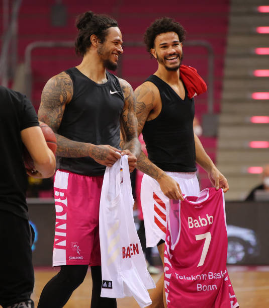 也让他在心 也让他在心