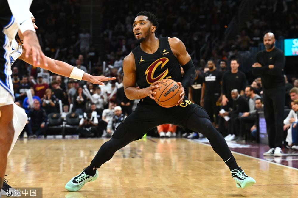 这对球员的 这对球员的